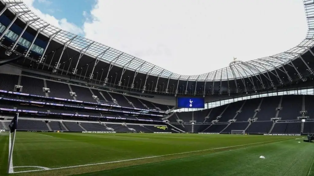 热刺达成7500万英镑签约曼城边锋萨维尼奥的协议